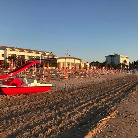 Appartamento Azzurro Sul Mare Apartmán *